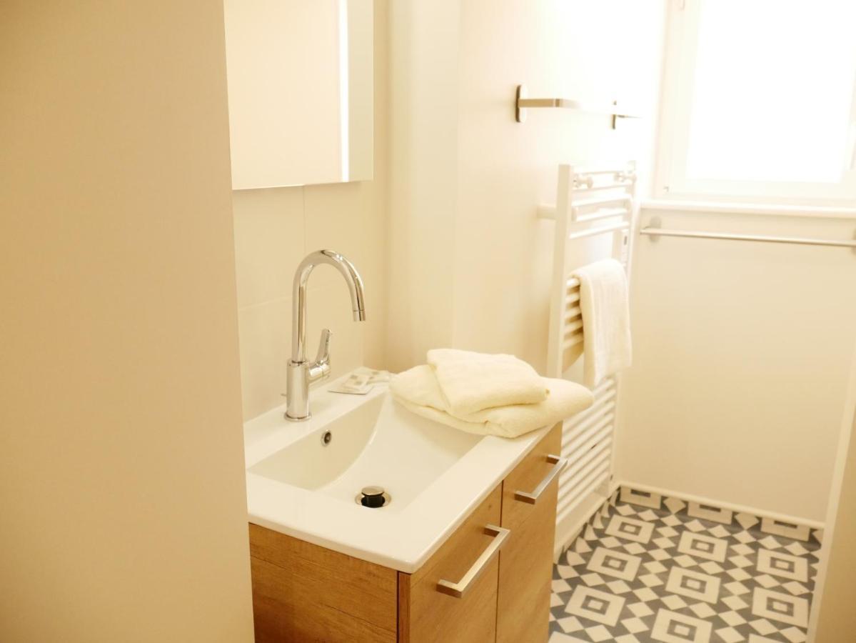Appartement Avec Chambre - Entree Spa Incluse Bourbon-Lancy Eksteriør billede